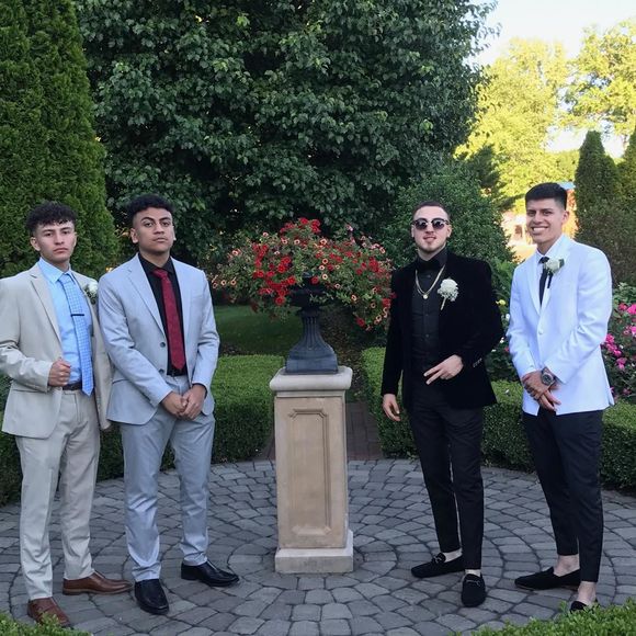 Meet your Posher, Ganddy - Picture 1 of 1